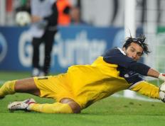 开云平台-铁血防线对峙进攻狂潮，德罗赞一剑封喉助北京硬仗取胜山西