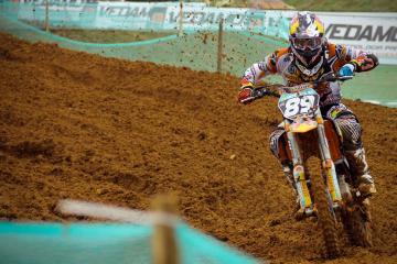 开云下载-当德布劳内的手术刀传球，遇见多特蒙德的南美雷达，足球世界的双重爆发