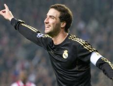 开云体育平台APP-当联合杯的狂欢吞噬阴影，西西帕斯点燃的，是ATP总决赛失落已久的灵魂吗？