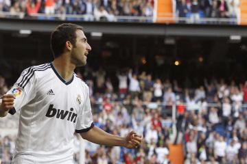 开云APP-澳网力克温网，纳达尔用炽热灵魂点燃硬地传奇