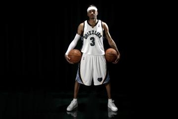 开云体育入口-惊险与优雅，足球之夜的两种胜利