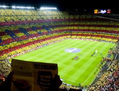 开云体育在线-唯一的悖论，当阿隆索的王朝奠基，与索伯的草根逆袭，在同一个弯角定格