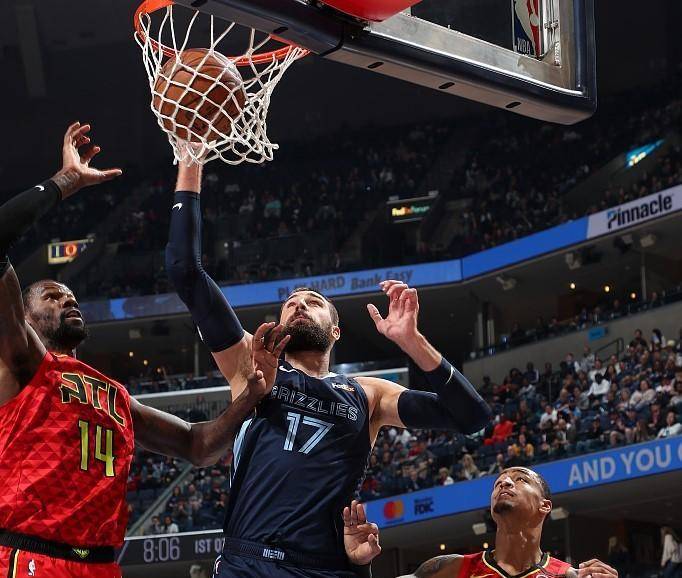 开云体育在线-灰熊中锋瓦兰丘纳斯遭遇脚伤，或将休战数周