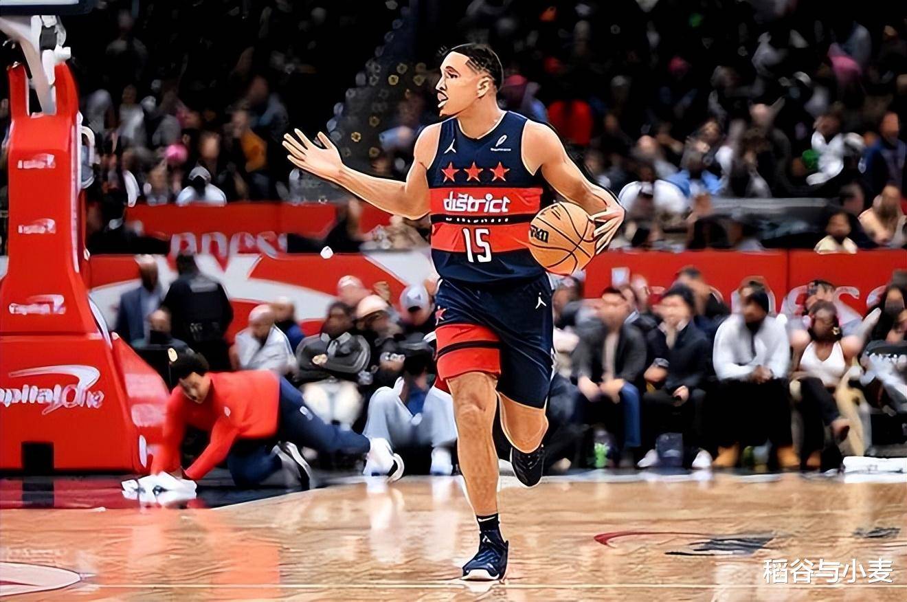 开云下载-尼克斯队签下新中锋，增强内线实力