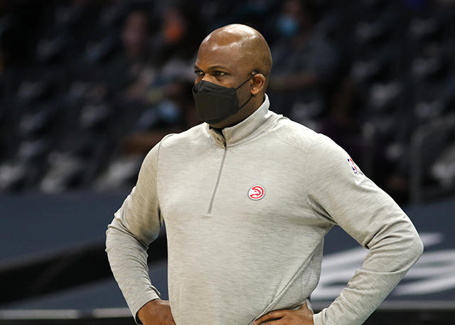 开云平台-老鹰连败止于篮网，季后赛悬念重重