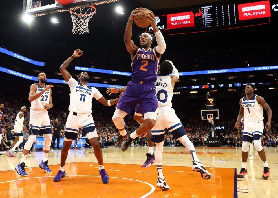 开云下载-爵士疯狂反扑,森林狼惊险逃脱