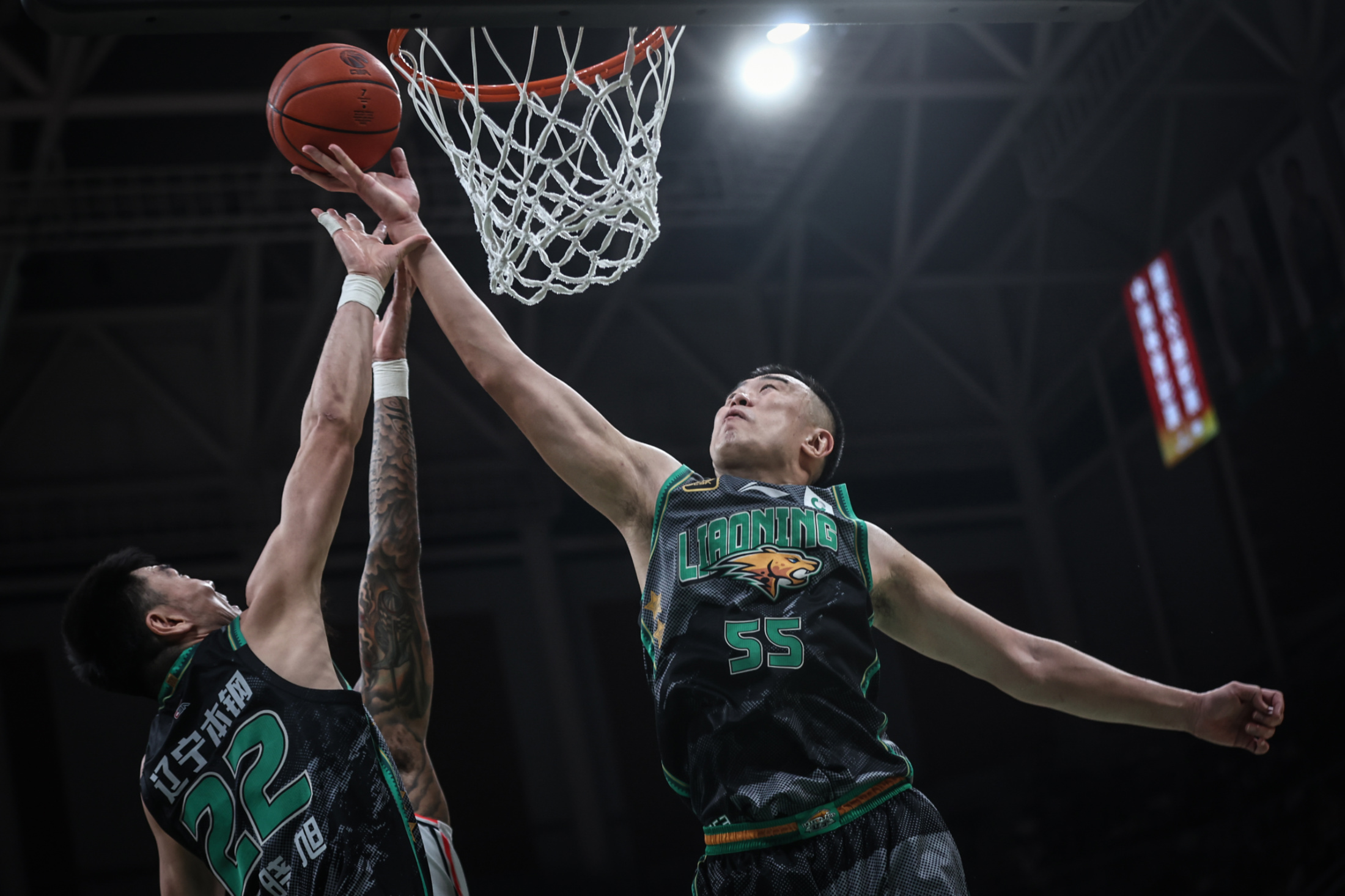 开云体育官方网站-勇士B队力克立陶宛男篮，米尔萨普送出助攻